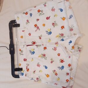 Alice And Olivia Amazing High Rise Vintage Short In White